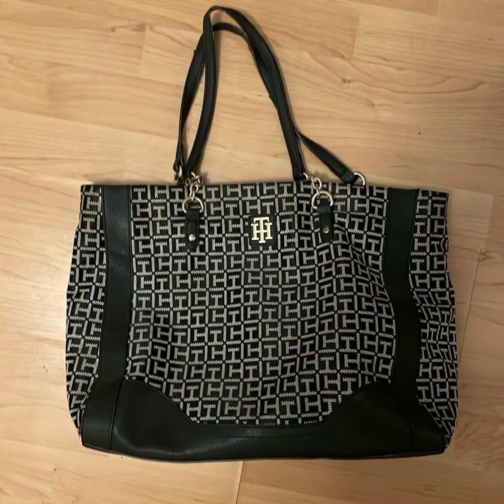 Tommy Hilfiger Shoulder Purse